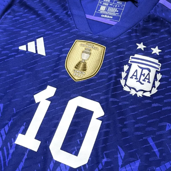 [Player Edition] Argentina 2022 Away Shit - Messi 10 + Campeon 2021 (Size M Asia) - Image 4