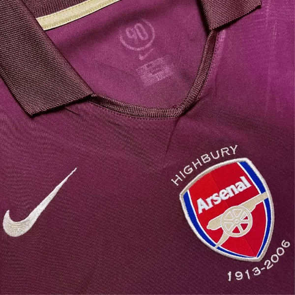 Arsenal Last Highbury Home Shirt - Bergkamp #10 (BPL Full Set) (Size S) - Image 3