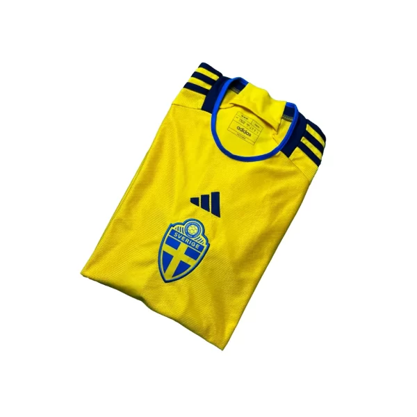 Sweden 2022 Home Shirt (Size S US) - Image 3