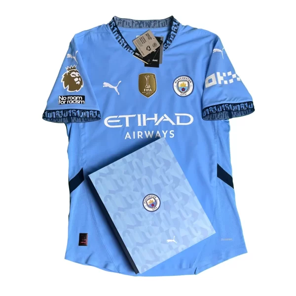 MCFC 2425 Home AU DB17 02