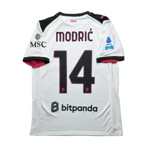 ACM 2525 AW Modric 14 01