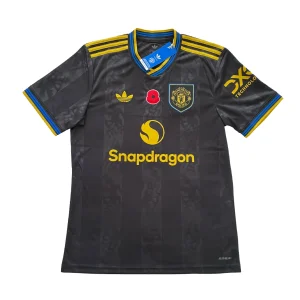 MUFC 2526 3rd Poppy 01