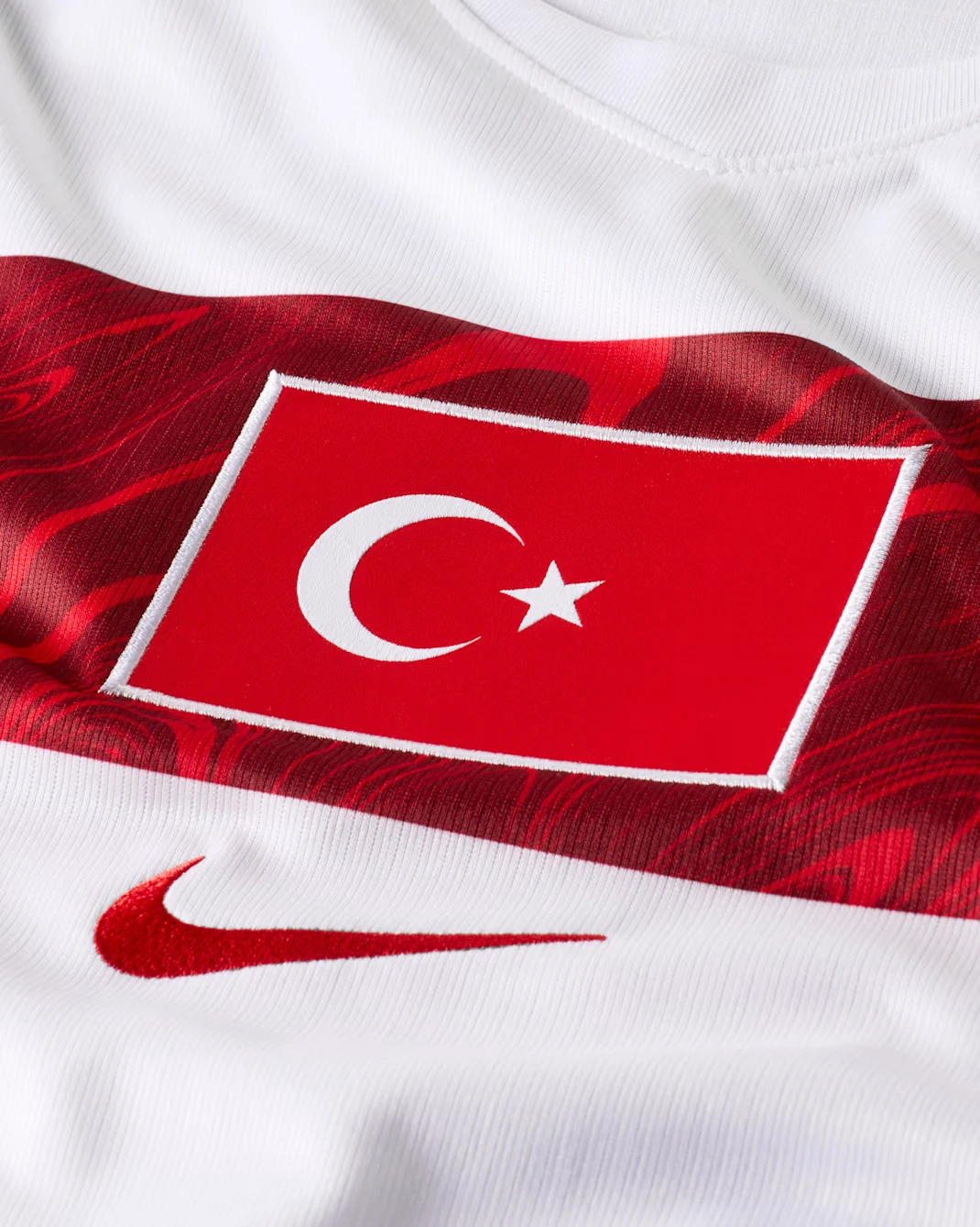 Turkey 2026 World Cup Away Shirt Crest View