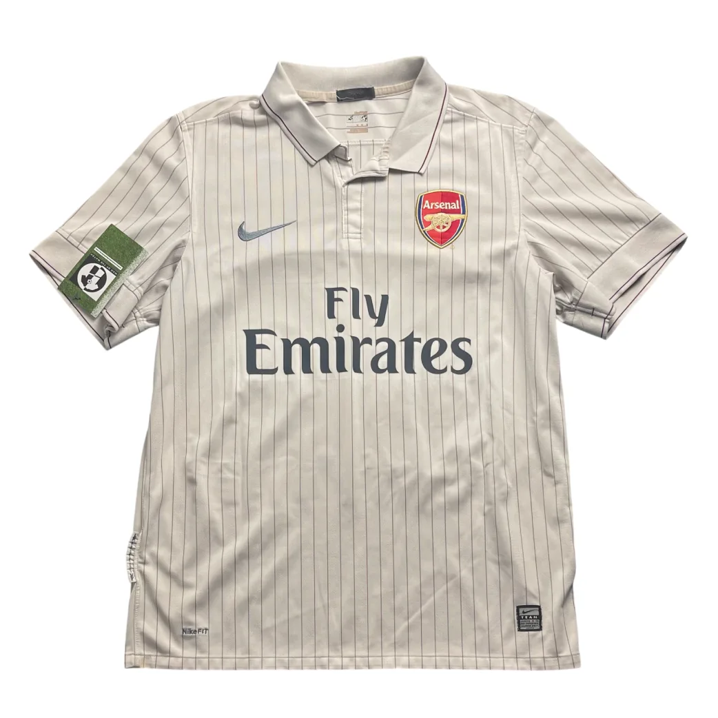 Arsenal 2009/10 3rd Shirt - Fabregas #4 Front View