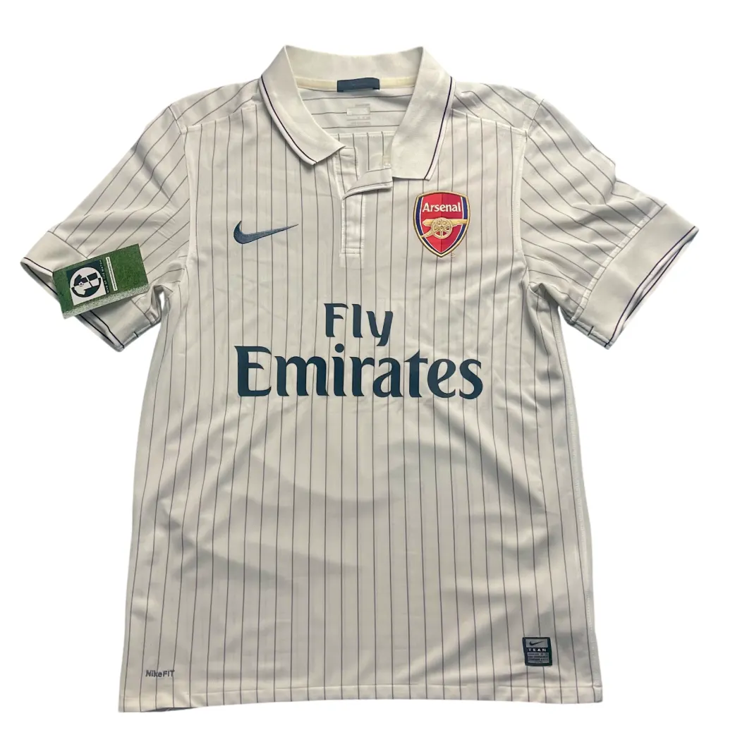 Arsenal 2009/10 3rd Shirt - Fabregas #4 Front View