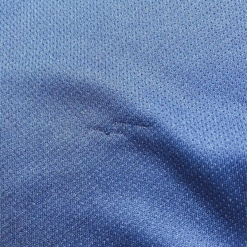 Scotland 2020 Home Shirt Pulls View