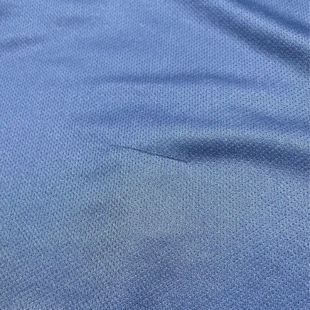 Scotland 2020 Home Shirt Pulls View 2