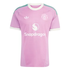 Manchester United 2026/27 Goalkeeper Away Shirt Front View