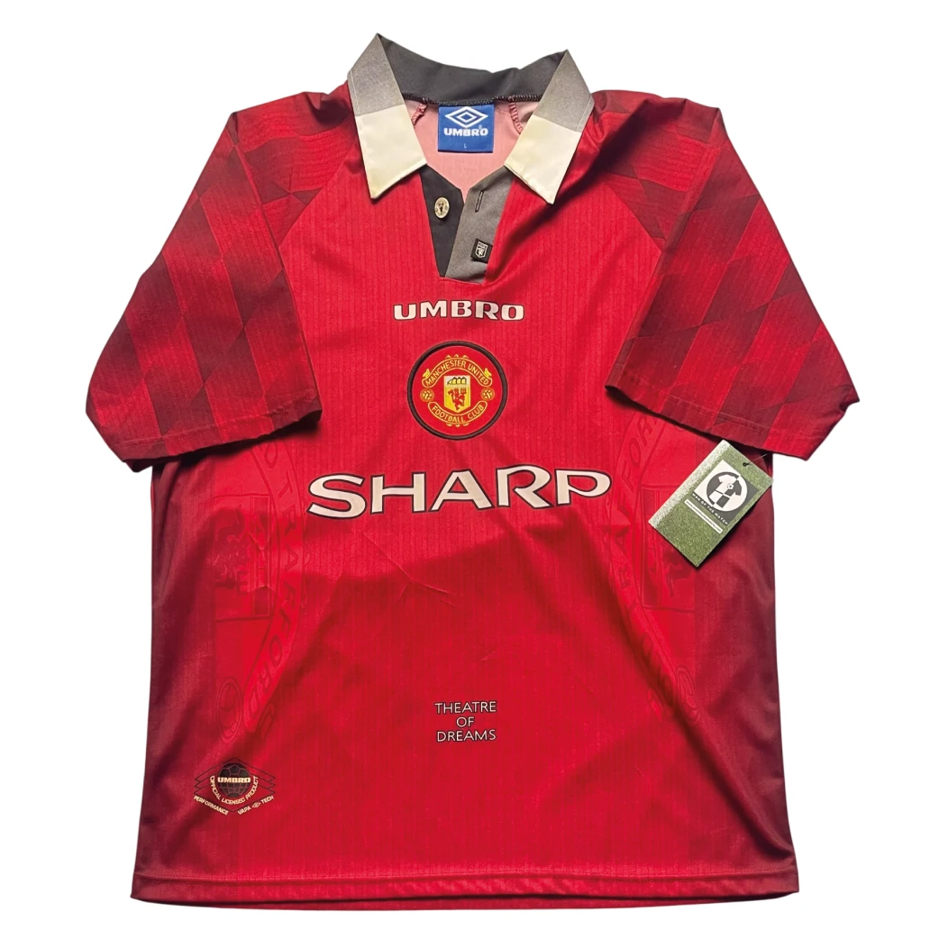 Manchester United 1996/98 Home Shirt Front View